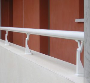 Garde-corps sur muret