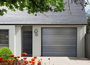 Porte de garage sectionnelle plafond