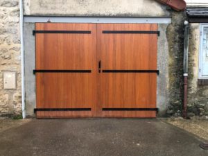 Porte de campagne bois Correze Fermetures - Champmotteux (91)